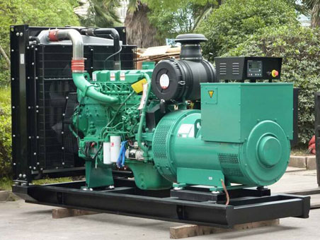 洛宁710kw康明斯柴油发电机组